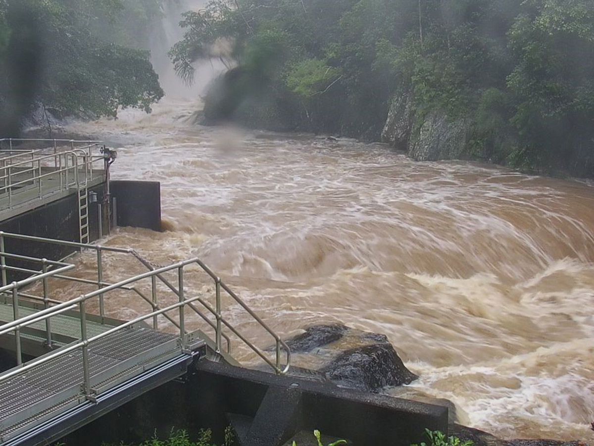 Community asked to limit water use image