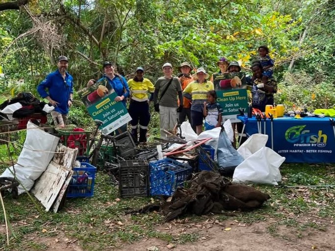Cleaning up Cairns to keep waterways litter-free image